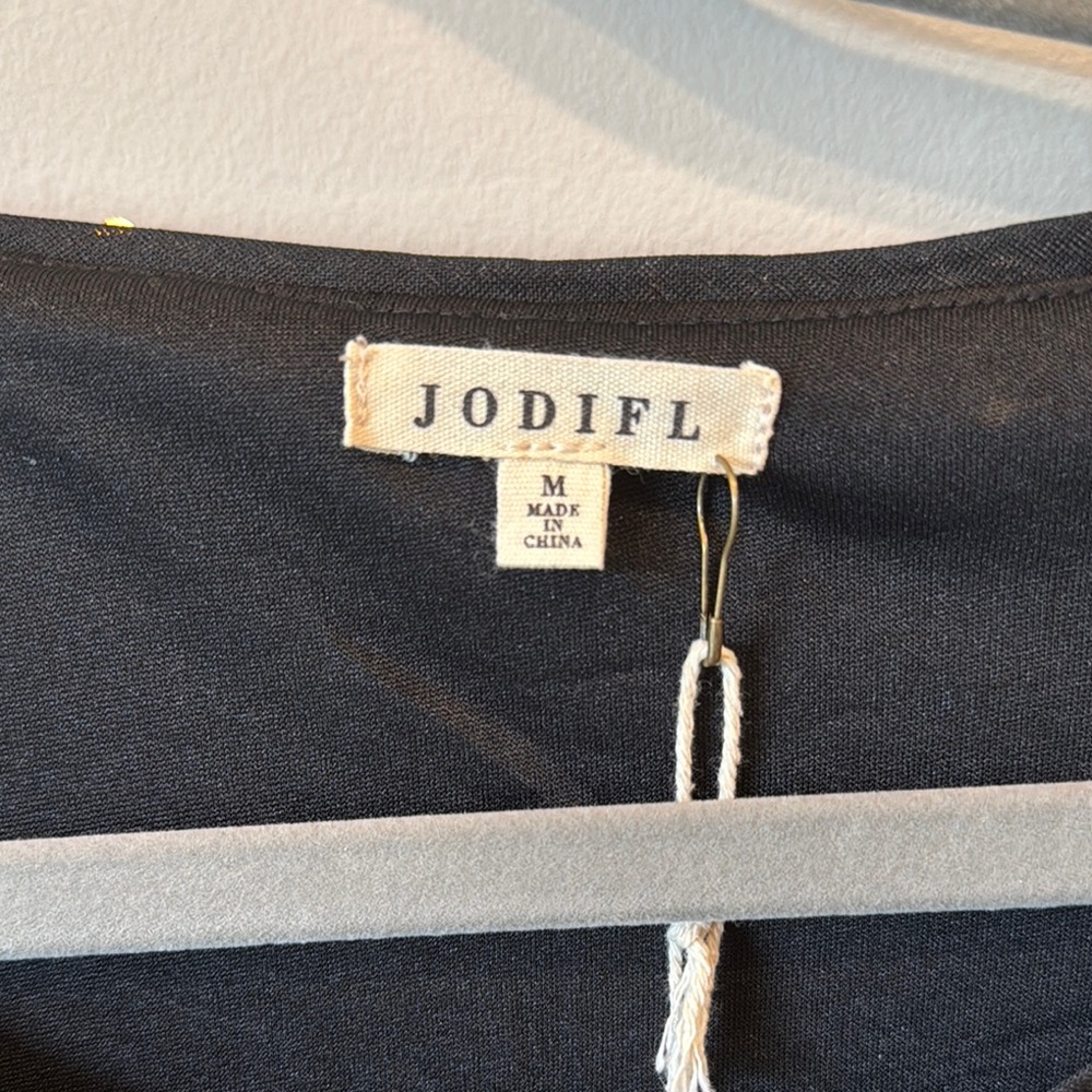 JODIFL Gold and Black Sequin Blouse Medium NWT - Picture 2 of 5